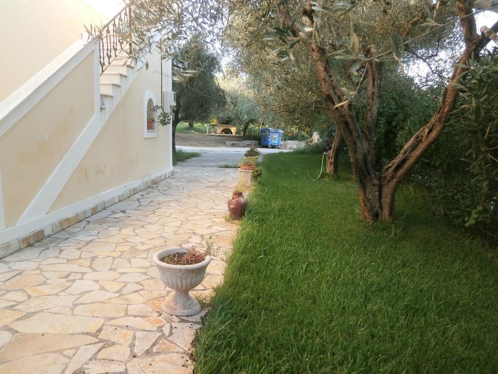 Kavos Psarou Studios & Apartments Exterior photo