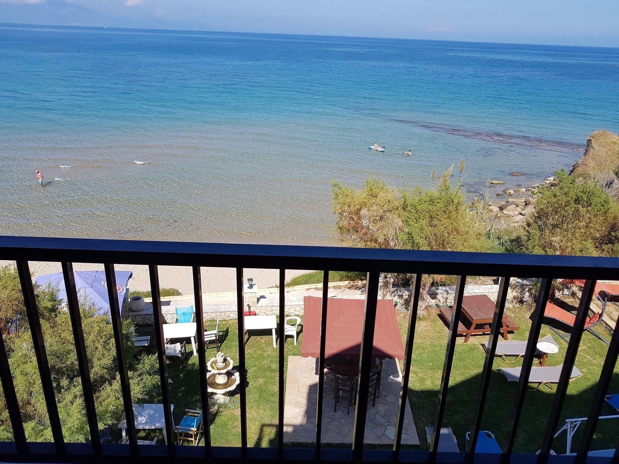 Kavos Psarou Studios & Apartments Exterior photo